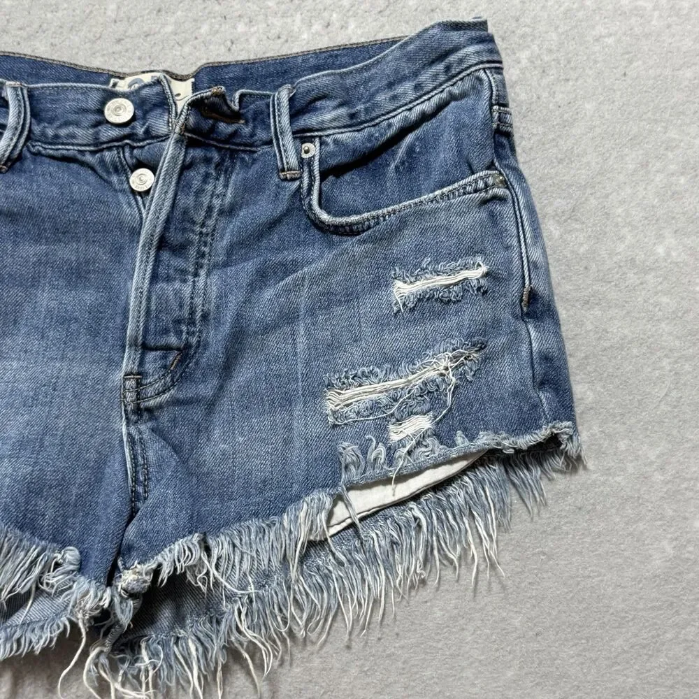 We the free Denim Shorts Women’s Size 27 Blue Button Fly Distressed Frayed Hem